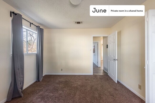 Photo - Room in Shared 4 bed/3 bath home Unit C