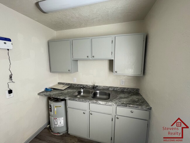 Photo - 307 SW 19th St