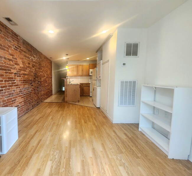 Photo - 1533 N Bouvier St Unit B