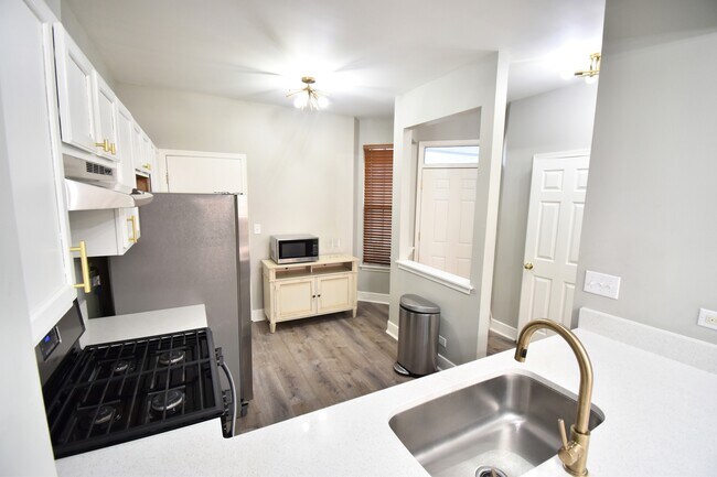 Photo - 5618 Elizabeth Pl