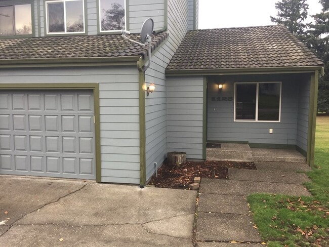 Photo - Condo with a golf course view