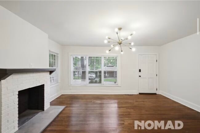 Photo - 1370 Carnegie Ave