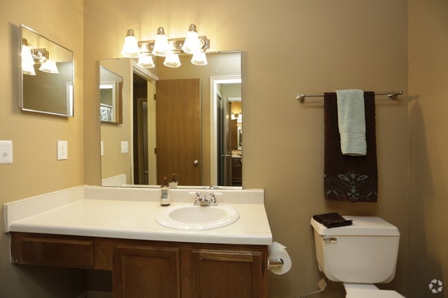 One Bedroom Bathroomthroom