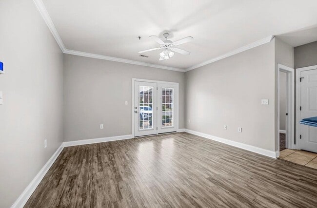 2021 Silvercrest Dr Unit B