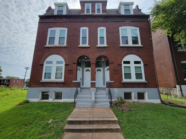 Photo - 2910 Pennsylvania Ave Apartment Unit 2910-2F