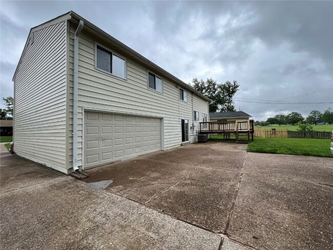 Photo - 2510 Woodsage Dr