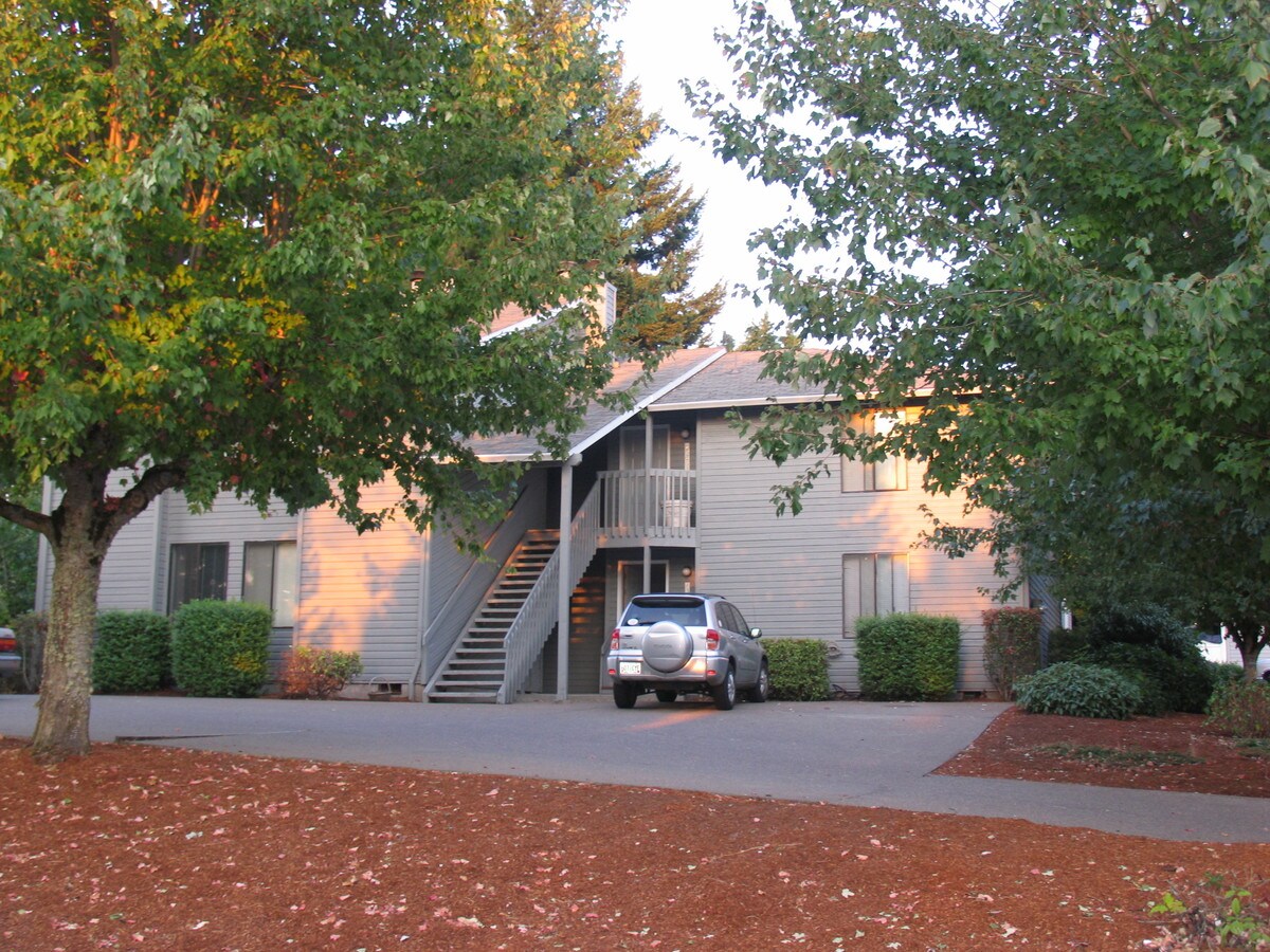 Photo - 10608 SW 49th Ave Unit 08