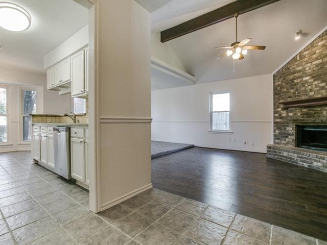 Photo - 2411 Bayberry Ln