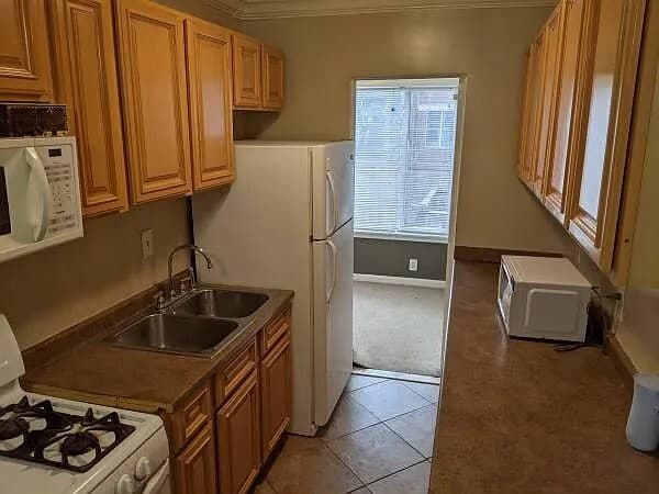 Photo - 1235 Simms Pl NE