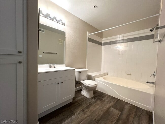 Photo - 950 Seven Hills Dr Unit 122