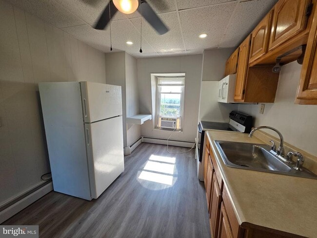 20 Berks St Unit 3RD FLOOR