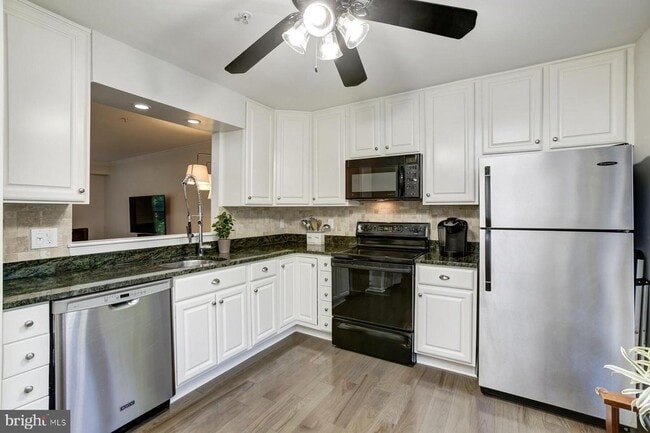 11323 Morning Gate Dr