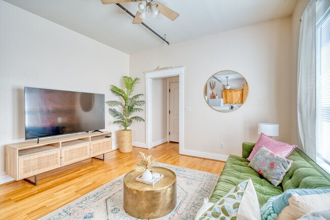 Photo - 4065 N Mississippi Ave Unidad SI ID1611937P