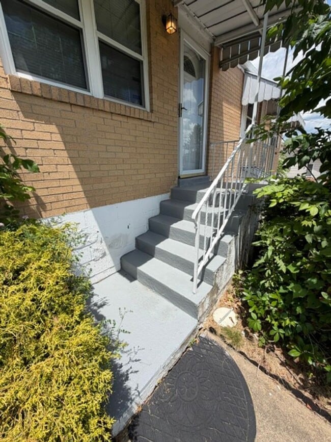 Photo - 3 Bedroom/1.5 Bath Home for RENT in 15235