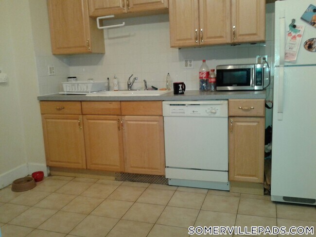 Photo - 38 Bond St Unit 3R