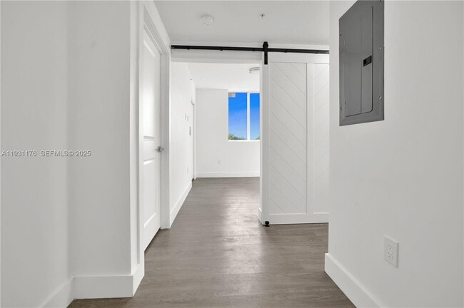 Photo - 1620 NW 18th St Unit 206