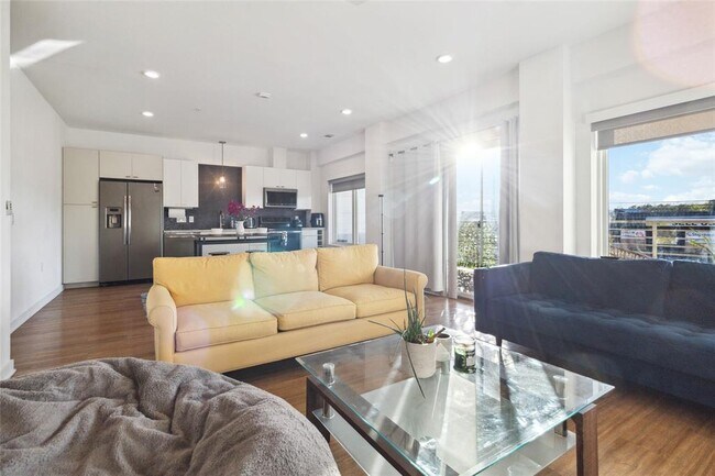 Photo - 4361 S Congress Ave Unit 209