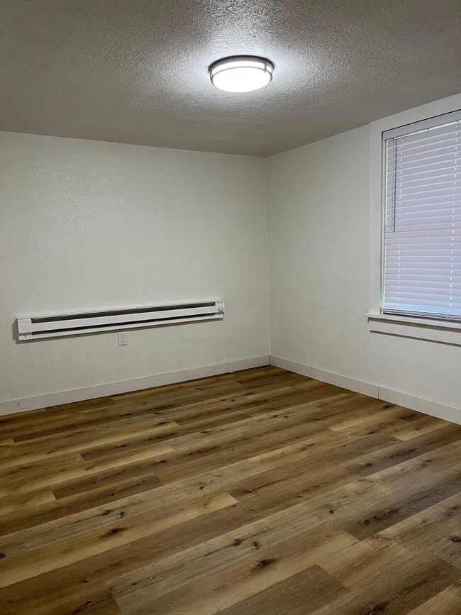Photo - 134 N Adams St