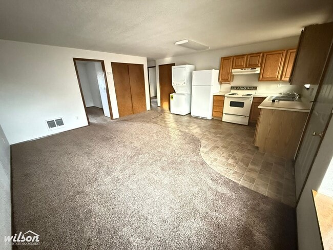 Photo - 409 S 49th Ave Unit B