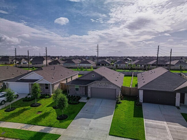 Photo - 6606 Tricolor Beech Ln House