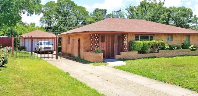 Photo - 4942 Rockport Dr