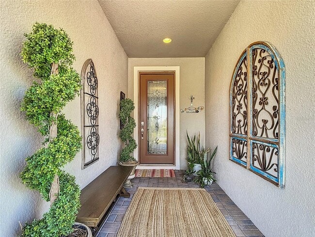 Photo - 588 Cantabria Dr