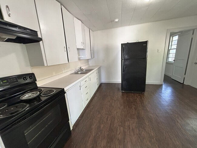 Photo - 607 W Center Ave