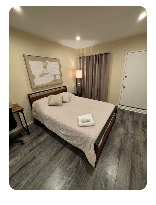 Photo - 248 S Doheny Dr
