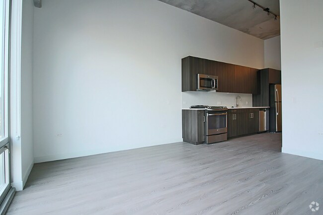 Building Photo - 727 N Milwaukee Ave Rental