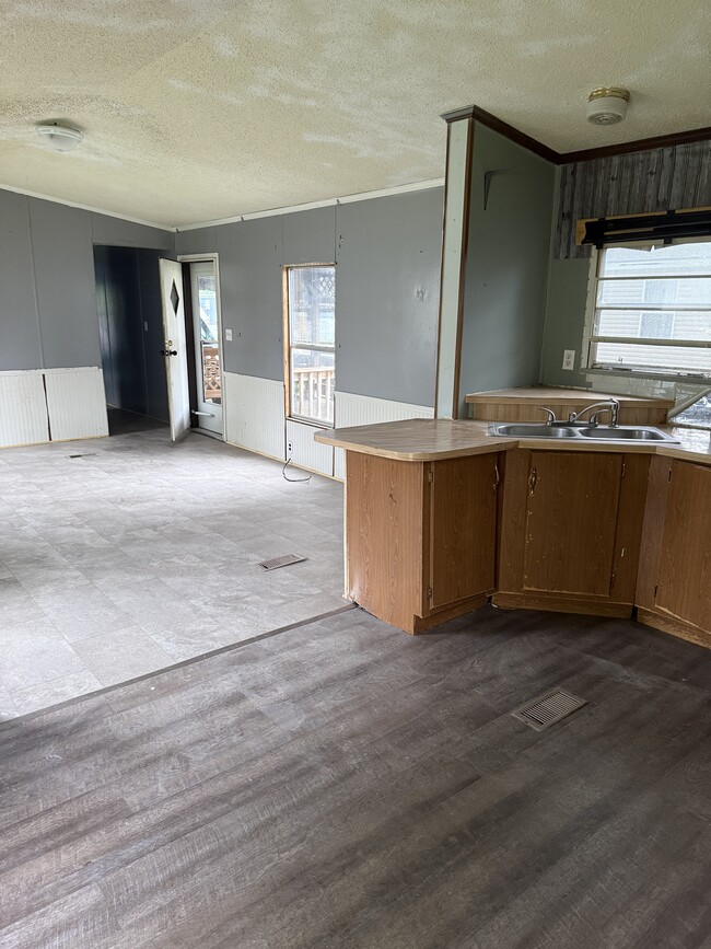 Photo - 28 Rose St Unidad Lot 9 S