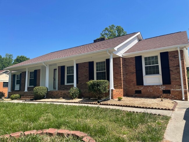 Building Photo - 7327 Meadowdale Ln