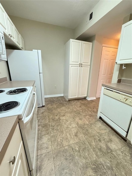 Photo - 5524 Metrowest Blvd Unidad 312