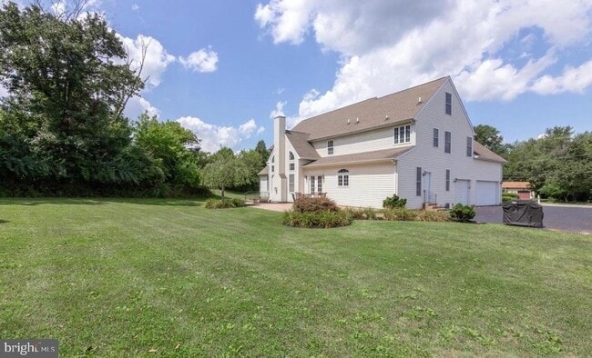 Photo - 530 Church Rd