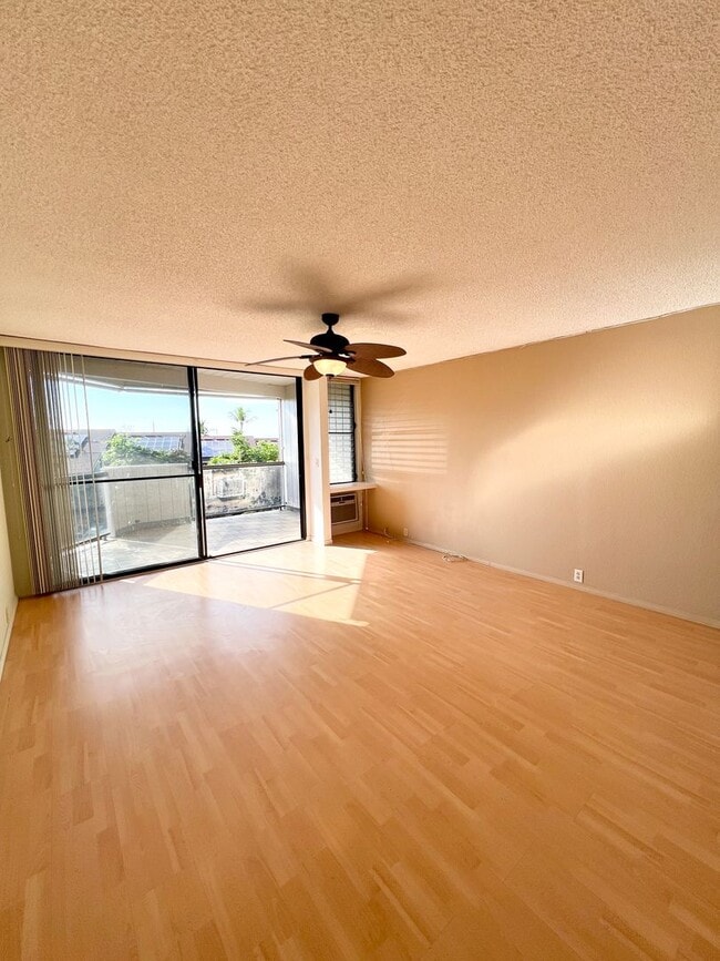 Photo - Unfurnished 1 Bedroom, 1 Bathroom – Kailua Bay Resort