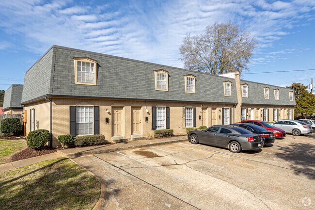 Unit Exteriors and Parking