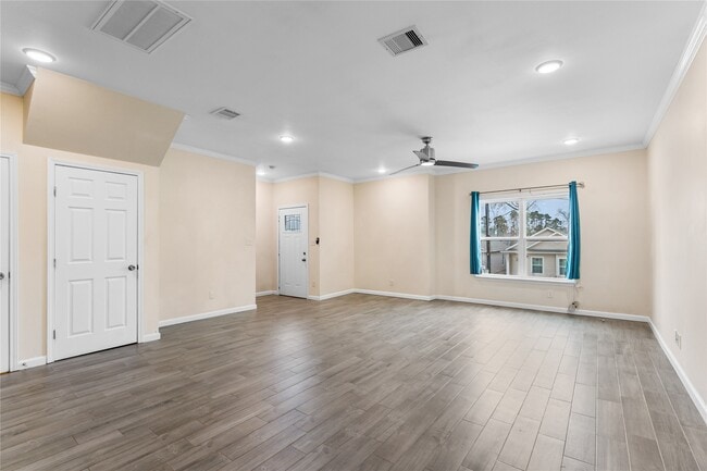 Photo - 16922 Glenheath St