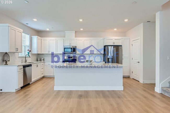 Photo - 12935 SW Tabor Ter