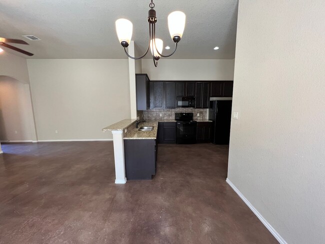 Photo - Luxury 3/2 duplex in NBTX