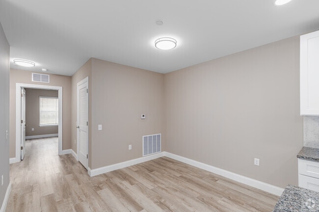 3BR, 2BA - 1,357SF - Dining Area