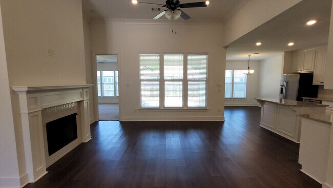 Photo - 4bed/3bath single story home in Denham Springs!