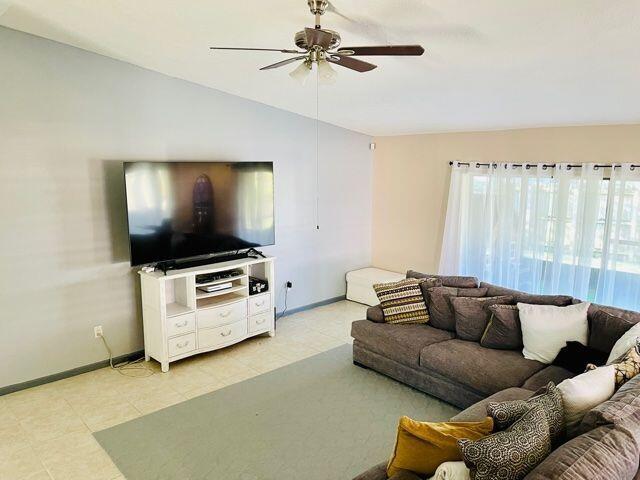 Photo - 174 Roy Ct Cir