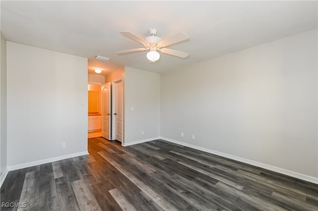 Photo - 2428 NE 1st Ave