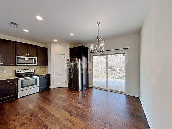 Photo - 232 Lanier Pl