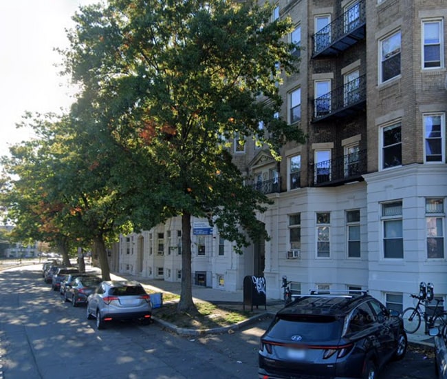 Building Photo - 1125 Commonwealth Ave Unit 12