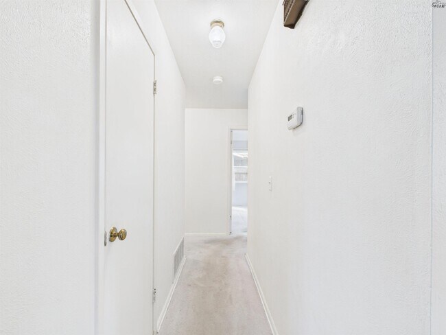 Photo - 4723 N Shore Dr