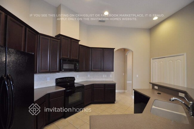 Photo - 6135 White Tip Rd