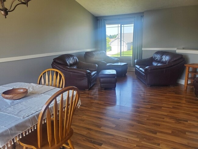 Photo - 11732 Barkton Dr