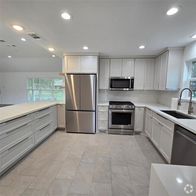 Building Photo - 9746 Tappenbeck Dr Rental