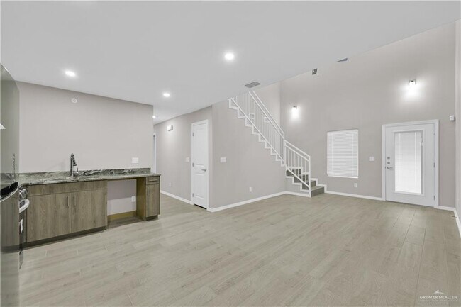 Photo - 16 N 23rd St Unidad 117