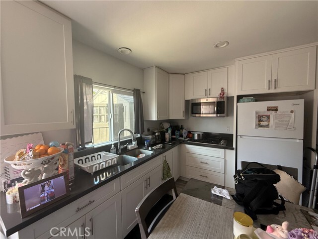 Photo - 2106 W 11th St Apartment